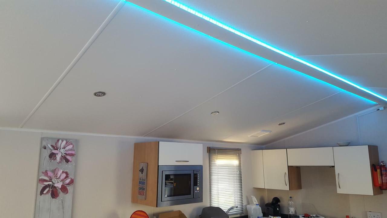 Haven Marton Mere Luxury Autism Friendly Caravan Blackpool Extérieur photo